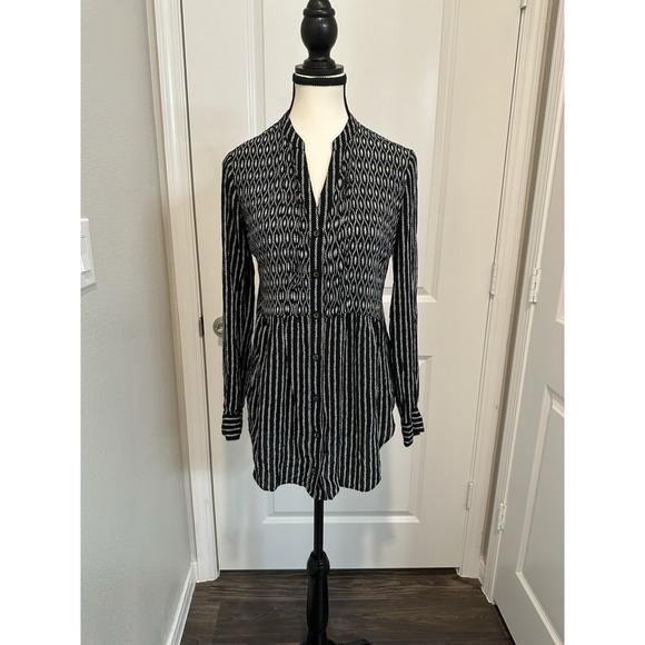 Maeve Anthropologie Calia Tunic Top 4 Black White Ikat Print Button Down Rayon‎ - Picture 1 of 8